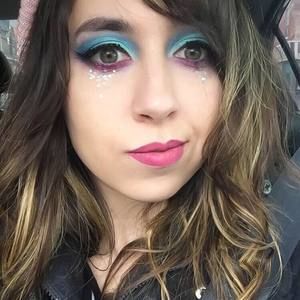 Meet your Posher, Victoria